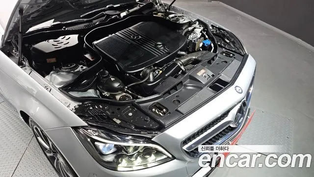 Mercedes-Benz CLS 2015 thumb 3
