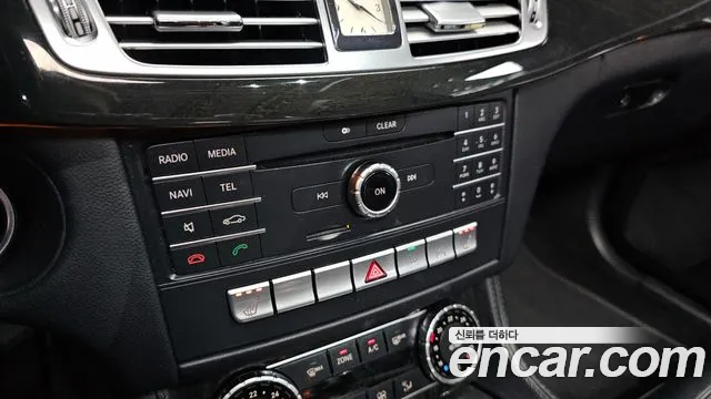 Mercedes-Benz CLS 2015 thumb 12