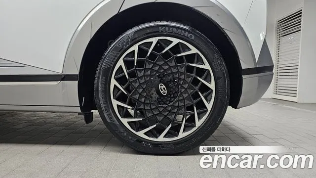 Hyundai Ioniq5 2021 thumb 4