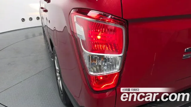 KGM Rexton 2018 thumb 3