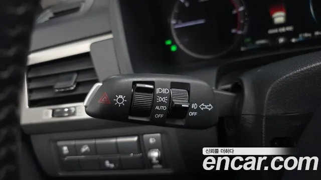 KGM Rexton 2018 thumb 7
