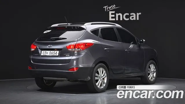 Hyundai Tucson 2012 thumb 12