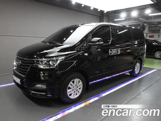 Hyundai Staria 2019 thumb 12
