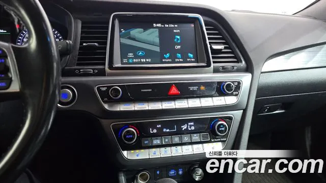 Hyundai Hybrid 2017 thumb 8