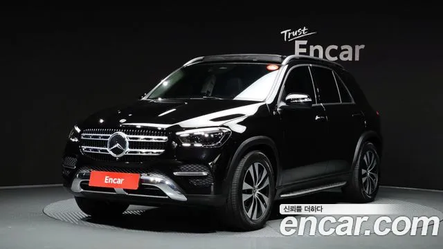 Mercedes-Benz E-Класс 2025 thumb 2