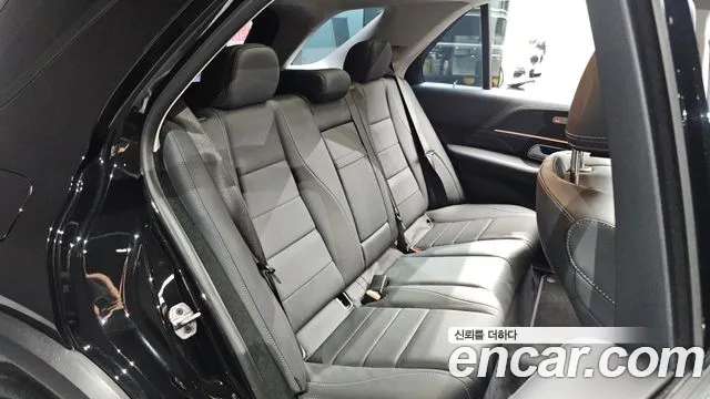 Mercedes-Benz E-Класс 2025 thumb 11