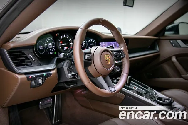 Porsche 911 2024 thumb 10