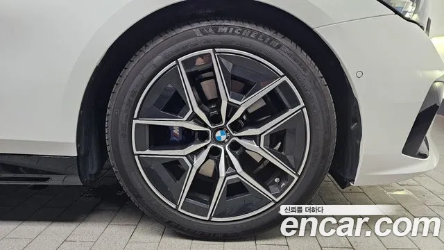 BMW 5 серии 2025 thumb 6