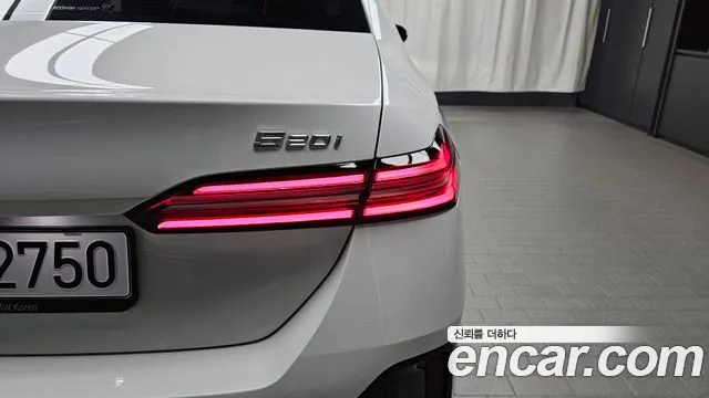 BMW 5 серии 2025 thumb 10