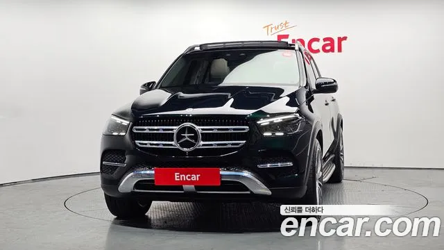 Mercedes-Benz E-Класс 2023 thumb 8