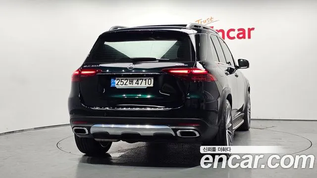 Mercedes-Benz E-Класс 2023 thumb 9