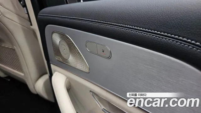 Mercedes-Benz E-Класс 2023 thumb 10
