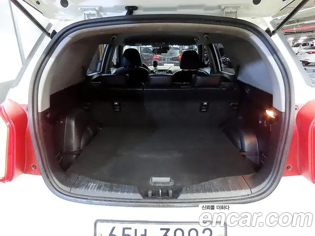 KGM Tivoli Air 2018 thumb 10