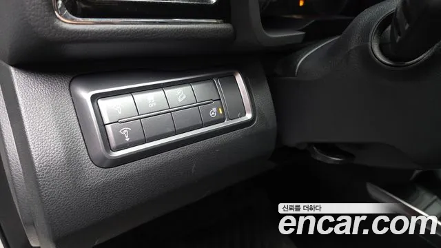 KGM Tivoli 2020 thumb 8