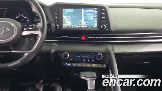 Hyundai Elantra 2021 thumb 10