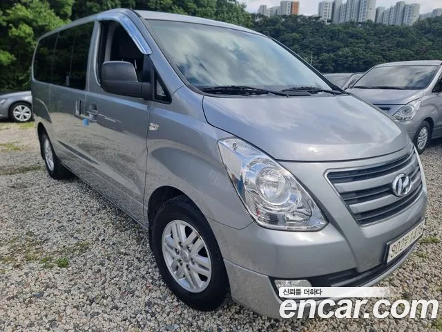Hyundai Staria 2017 thumb 12