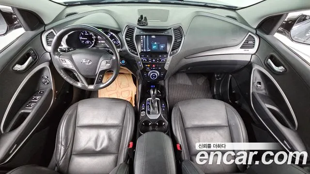 Hyundai Santafe 2016 thumb 4