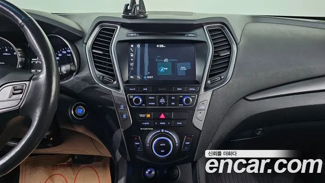 Hyundai Santafe 2016 thumb 2