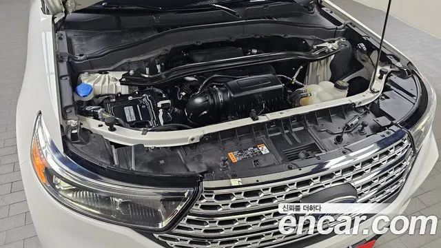 Ford Explorer 2020 thumb 12