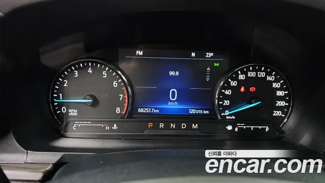 Ford Explorer 2020 thumb 11