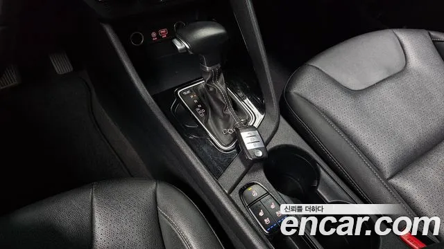 Kia Niro 2018 thumb 4