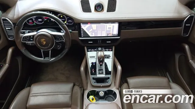 Porsche Cayenne 2020 thumb 2