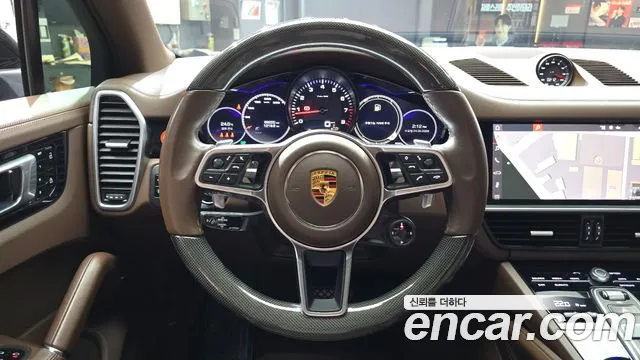 Porsche Cayenne 2020 thumb 8