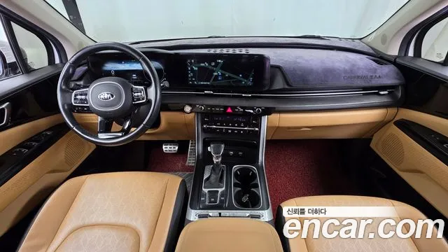 Kia Carnival 2021 thumb 5