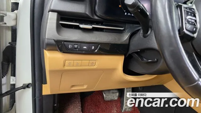 Kia Carnival 2021 thumb 8