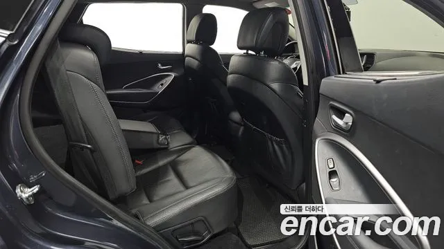 Hyundai Санта Фе 2015 thumb 12