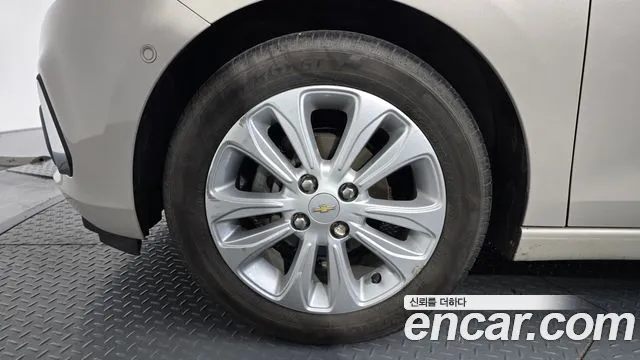 Chevrolet Spark 2016 thumb 2