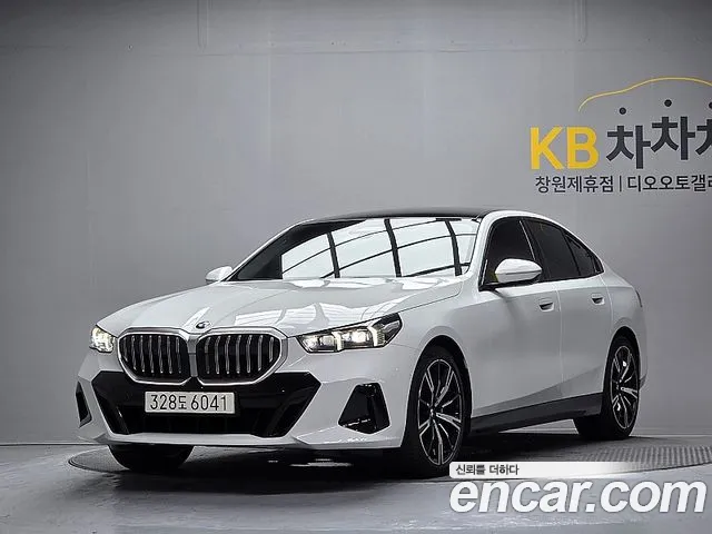 BMW 5 серии 2025 thumb 9