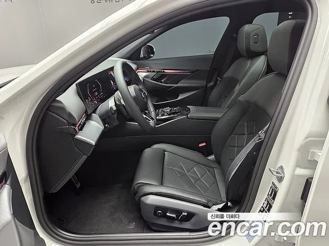 BMW 5 серии 2025 thumb 6
