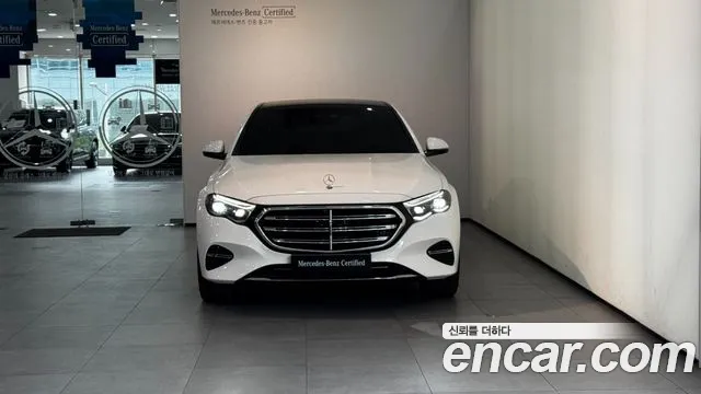 Mercedes-Benz E-Class 2026 thumb 7
