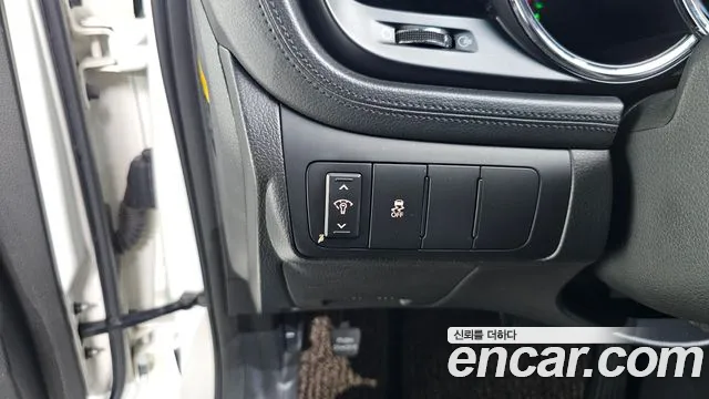 Kia K5 2011 thumb 9