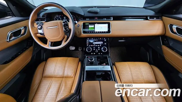 Land Rover Range Rover Velar 2018 thumb 3