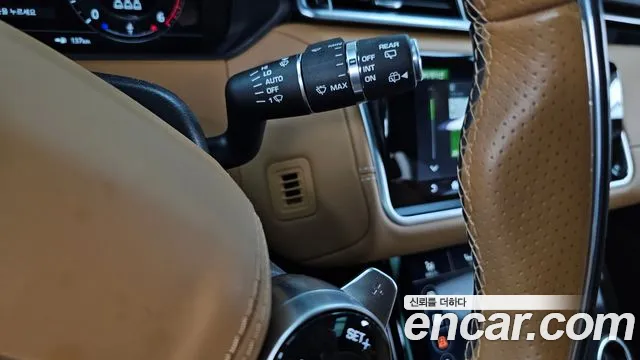 Land Rover Range Rover Velar 2018 thumb 12