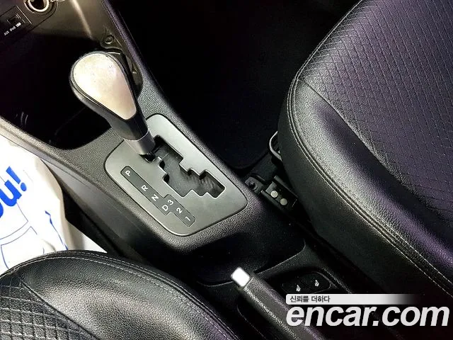 Kia Morning 2011 thumb 9