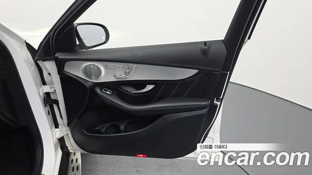 Mercedes-Benz GLC 2018 thumb 10