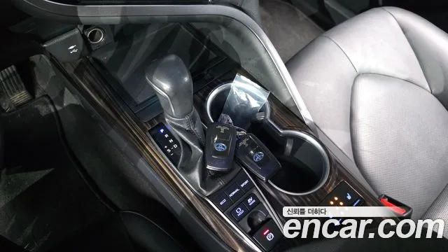 Toyota Camry 2018 thumb 5