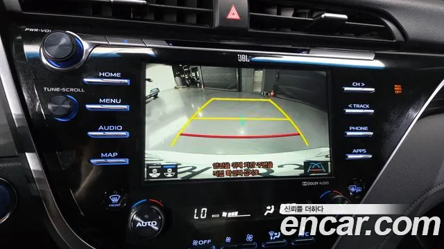 Toyota Camry 2018 thumb 2