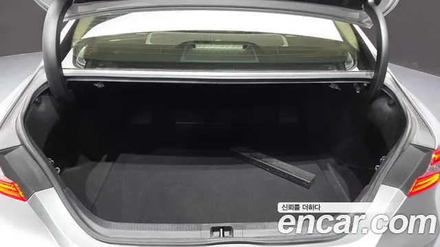 Toyota Camry 2018 thumb 8