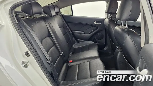 Kia K3 2015 thumb 9