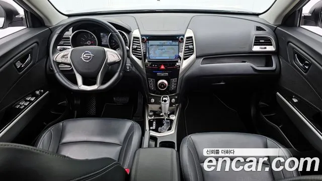 KGM Tivoli 2016 thumb 10