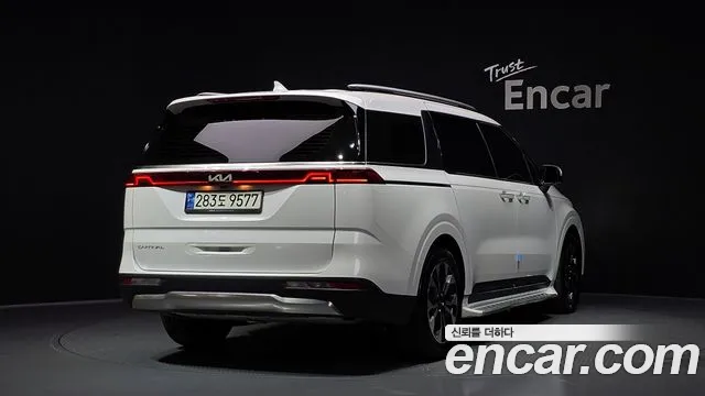 Kia Carnival 2021 thumb 5