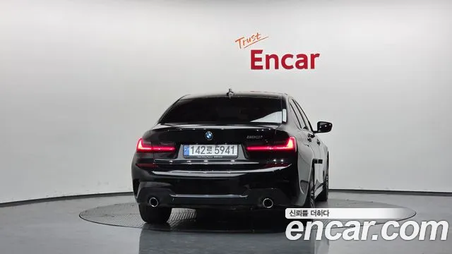 BMW 3 серии 2022 thumb 6