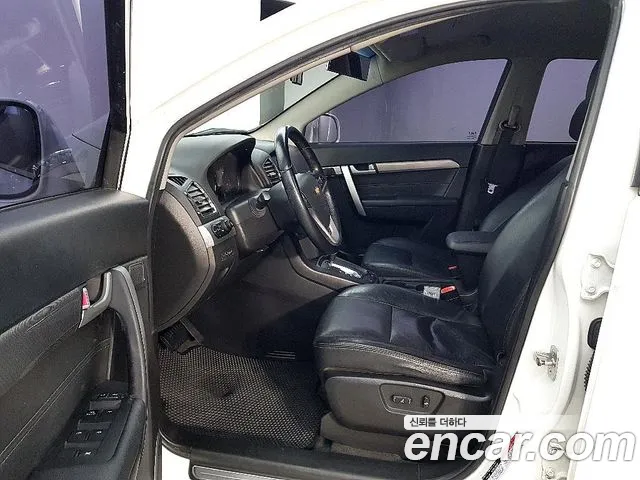 Chevrolet Captiva 2016 thumb 9