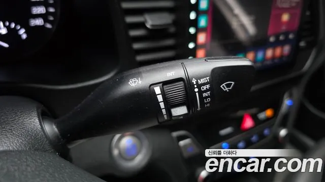 Hyundai Avante 2018 thumb 9