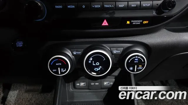 Hyundai Venue 2022 thumb 9