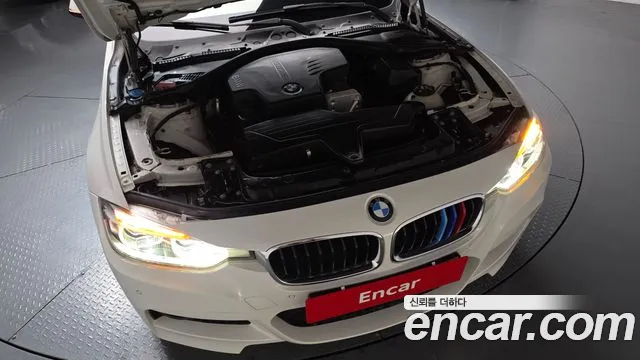 BMW 3 серии 2016 thumb 4
